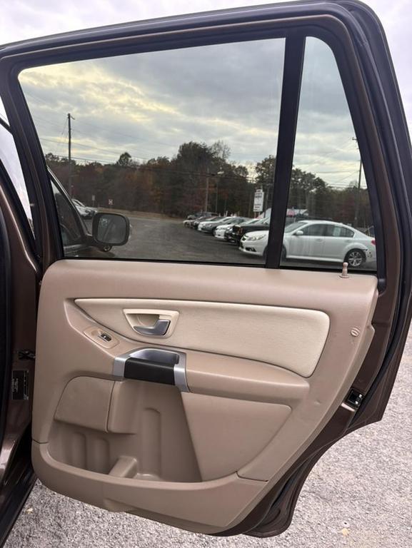 used 2014 Volvo XC90 car, priced at $9,900