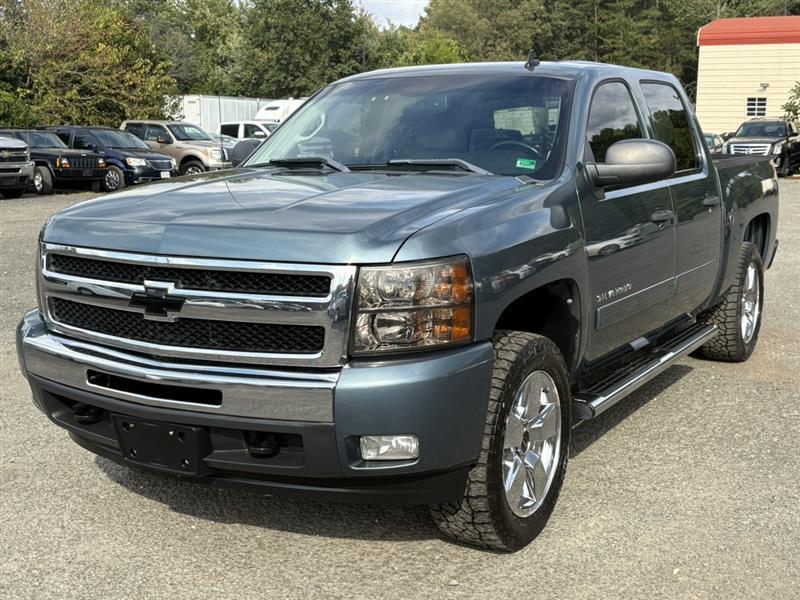 used 2011 Chevrolet Silverado 1500 car, priced at $15,900