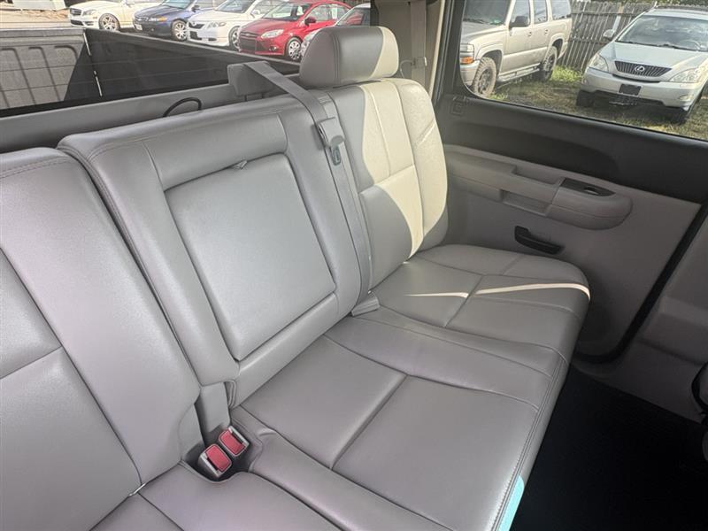 used 2011 Chevrolet Silverado 1500 car, priced at $15,900