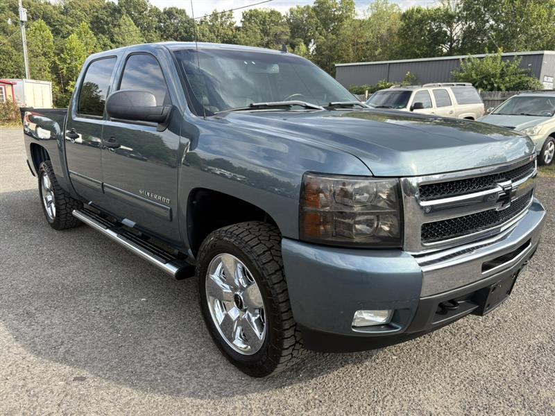 used 2011 Chevrolet Silverado 1500 car, priced at $15,900