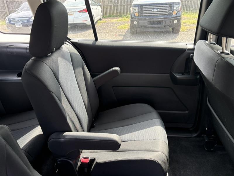 used 2013 Mazda Mazda5 car, priced at $5,900