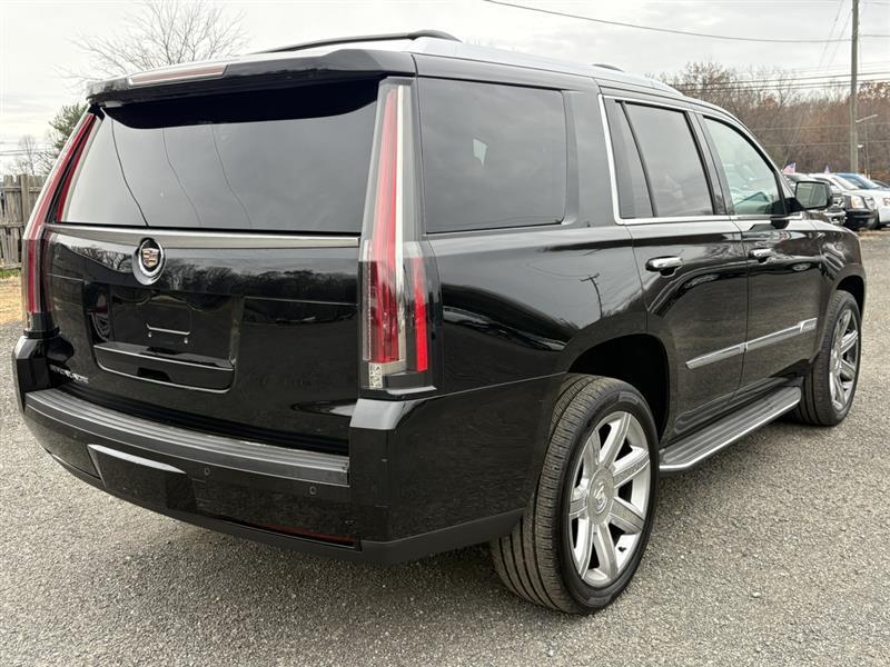 used 2015 Cadillac Escalade car, priced at $23,900