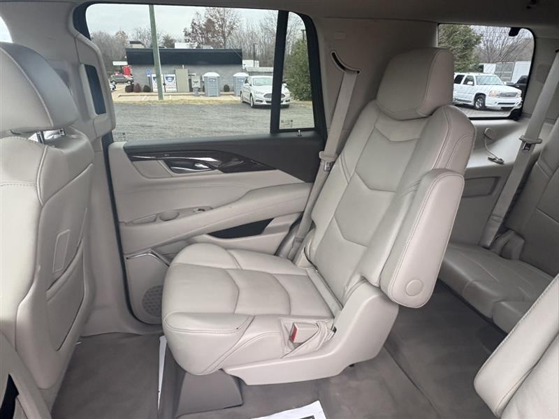 used 2015 Cadillac Escalade car, priced at $23,900