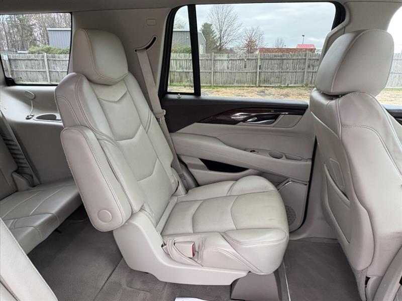 used 2015 Cadillac Escalade car, priced at $23,900