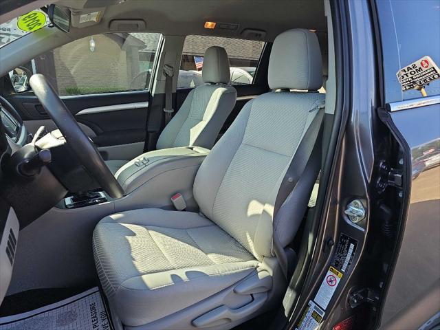 used 2019 Toyota Highlander car, priced at $16,999
