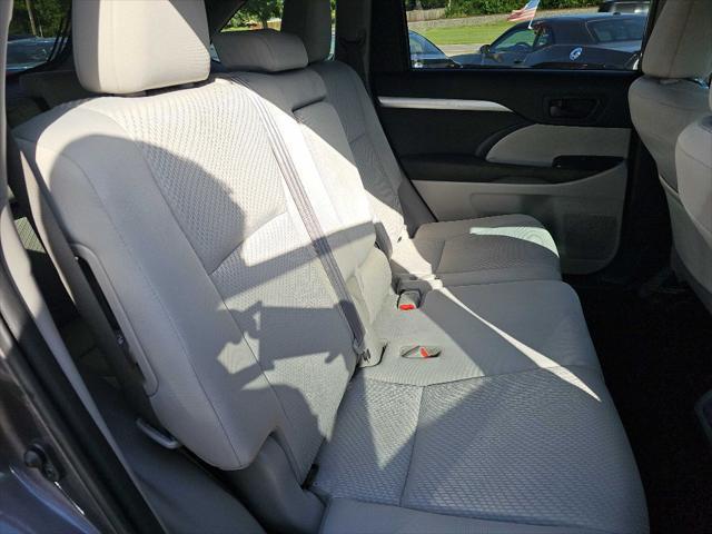 used 2019 Toyota Highlander car, priced at $16,999