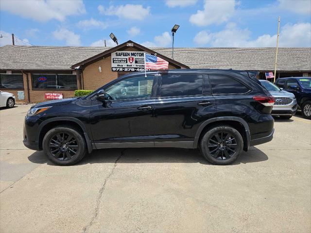 used 2019 Toyota Highlander car, priced at $25,999