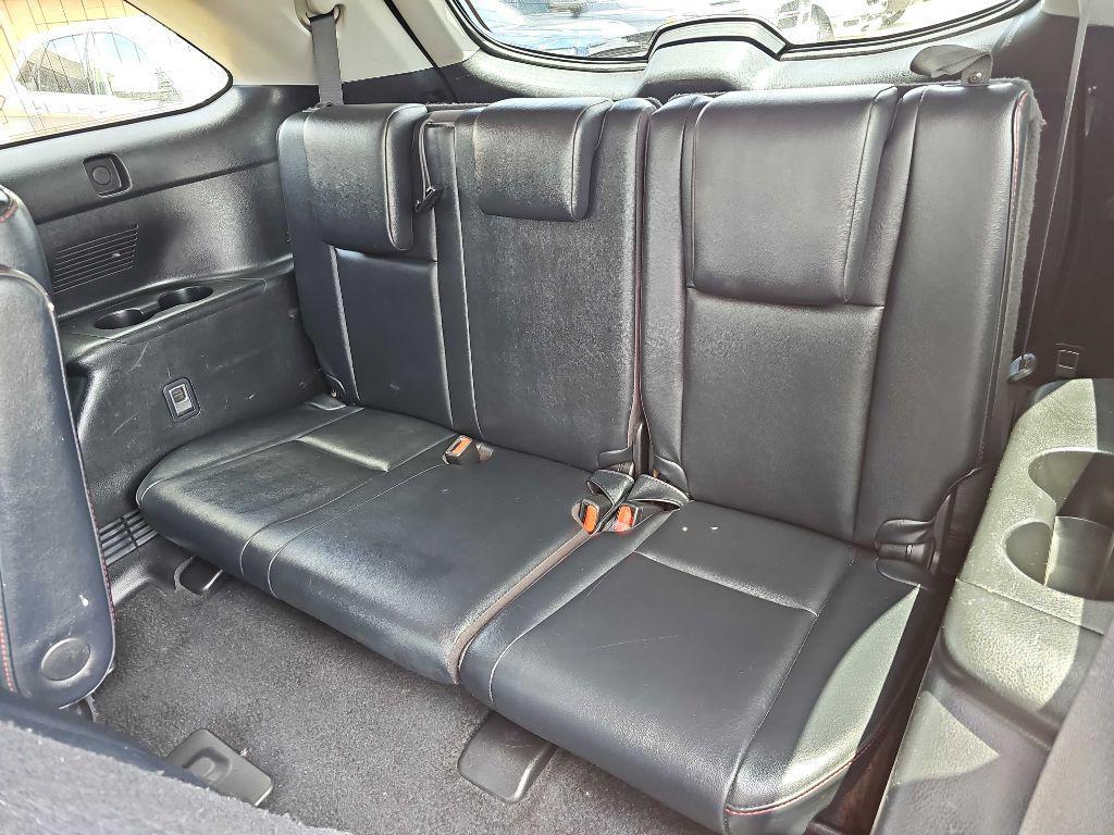 used 2019 Toyota Highlander car, priced at $21,499