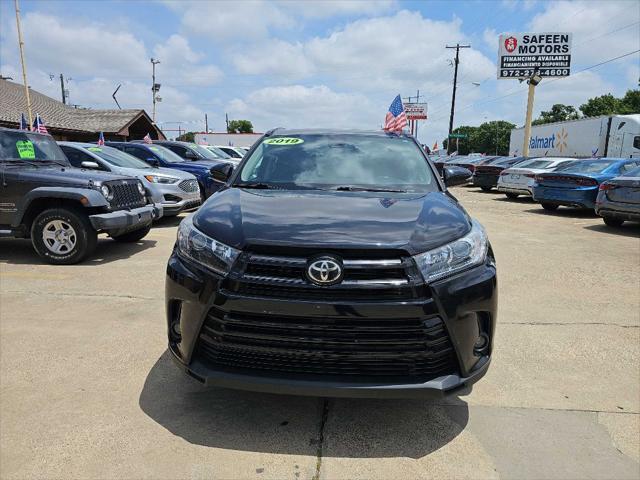 used 2019 Toyota Highlander car, priced at $25,999
