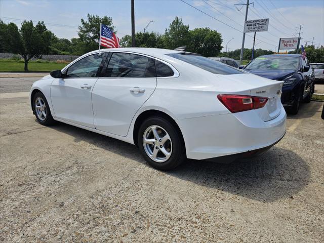 used 2018 Chevrolet Malibu car, priced at $10,999