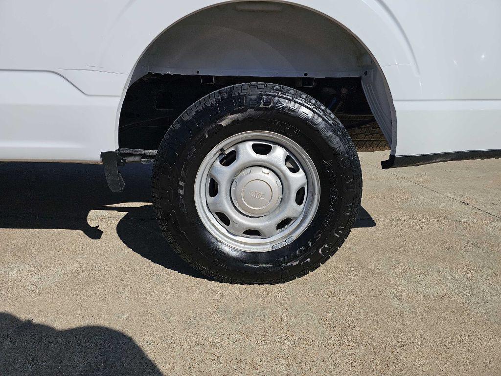 used 2021 Ford F-150 car, priced at $21,999