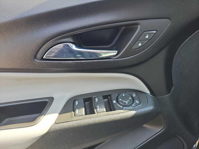 used 2022 Chevrolet Equinox car, priced at $18,499