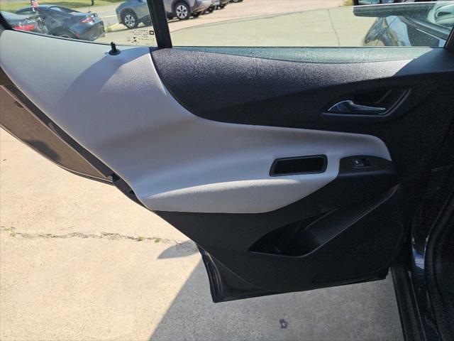 used 2022 Chevrolet Equinox car, priced at $18,499