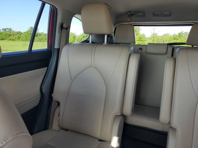 used 2023 Toyota Highlander car, priced at $35,452
