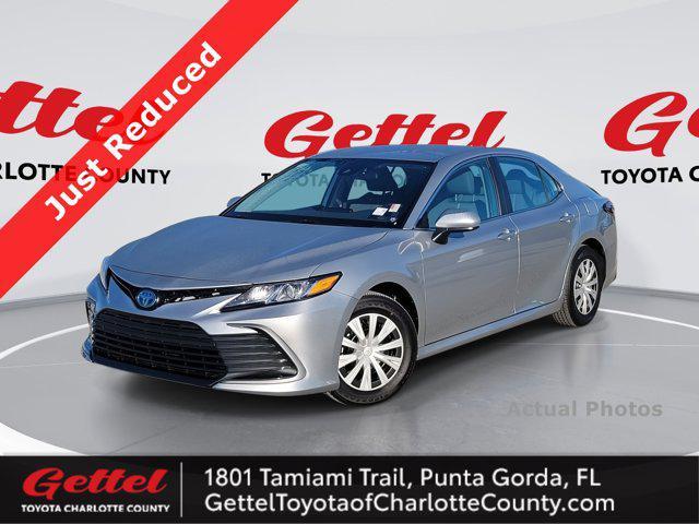 used 2024 Toyota Camry Hybrid car, priced at $28,277