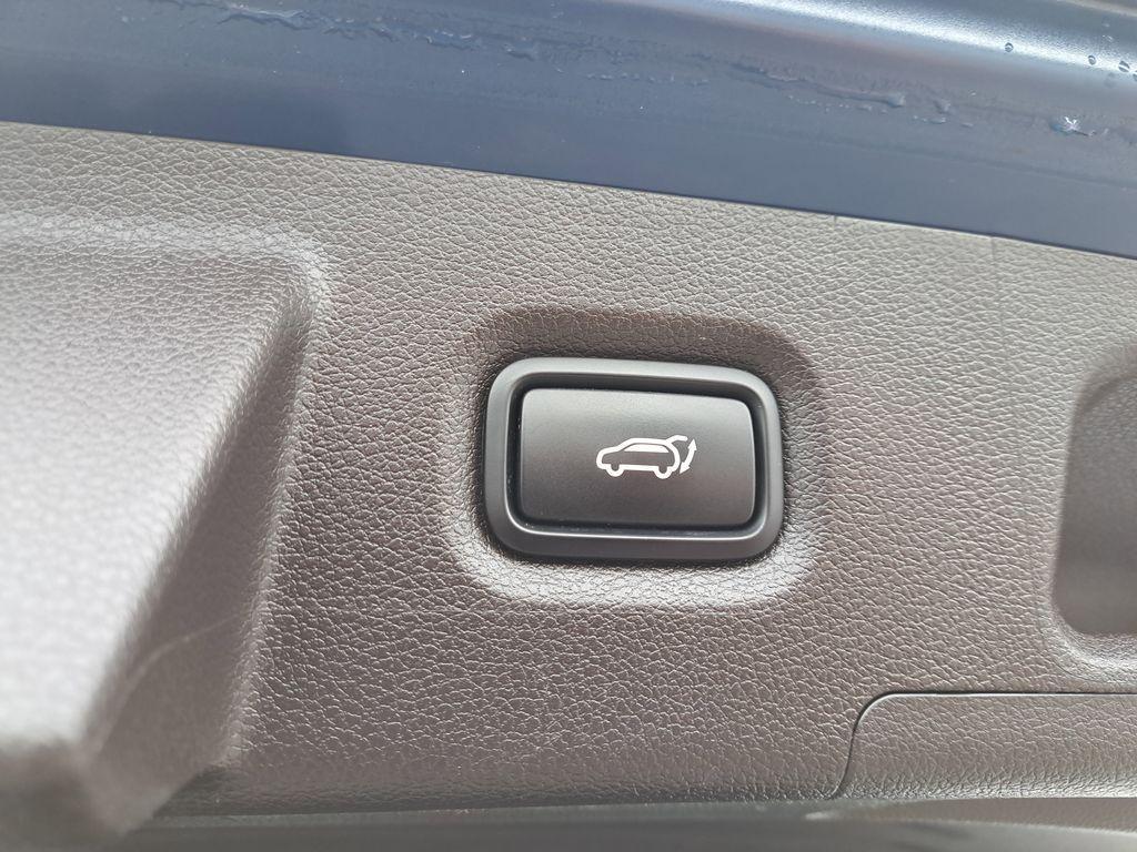 used 2019 Hyundai Santa Fe car, priced at $17,754