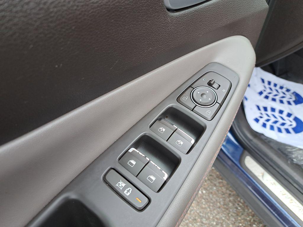 used 2019 Hyundai Santa Fe car, priced at $17,754