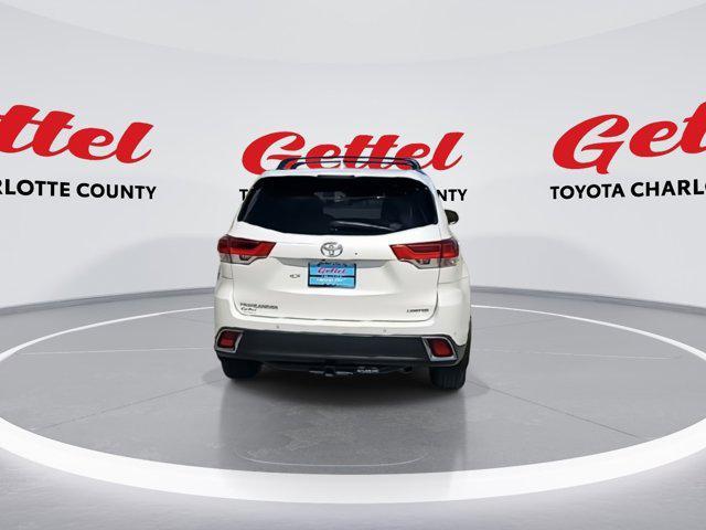 used 2018 Toyota Highlander car, priced at $21,109