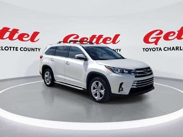 used 2018 Toyota Highlander car, priced at $21,109