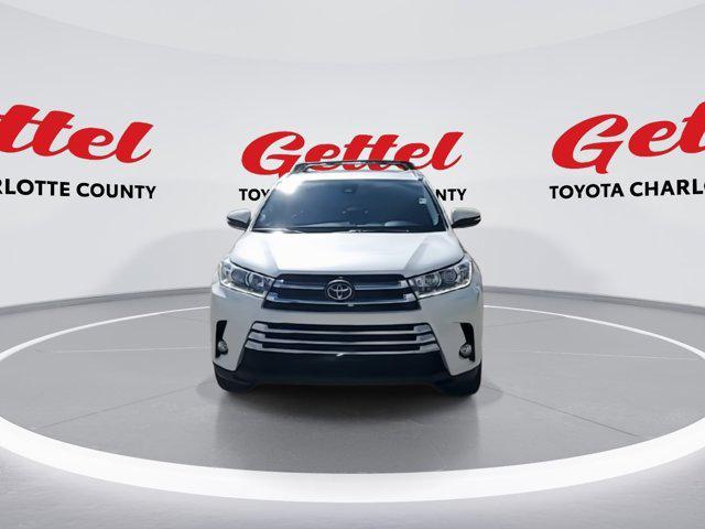 used 2018 Toyota Highlander car, priced at $21,109