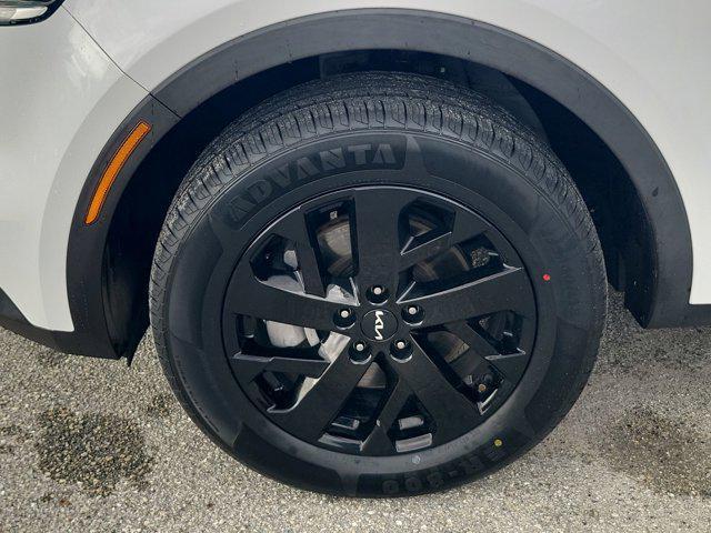 used 2022 Kia Sorento car, priced at $27,294