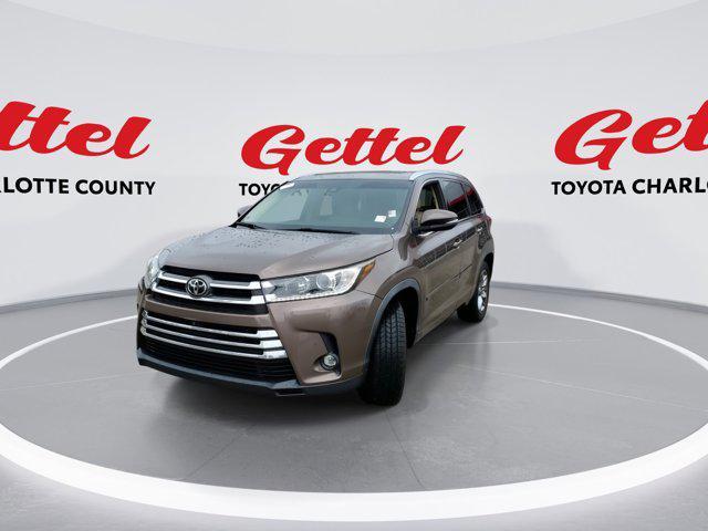 used 2019 Toyota Highlander car