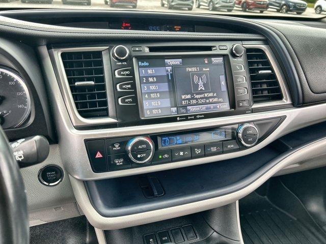 used 2019 Toyota Highlander car, priced at $21,777