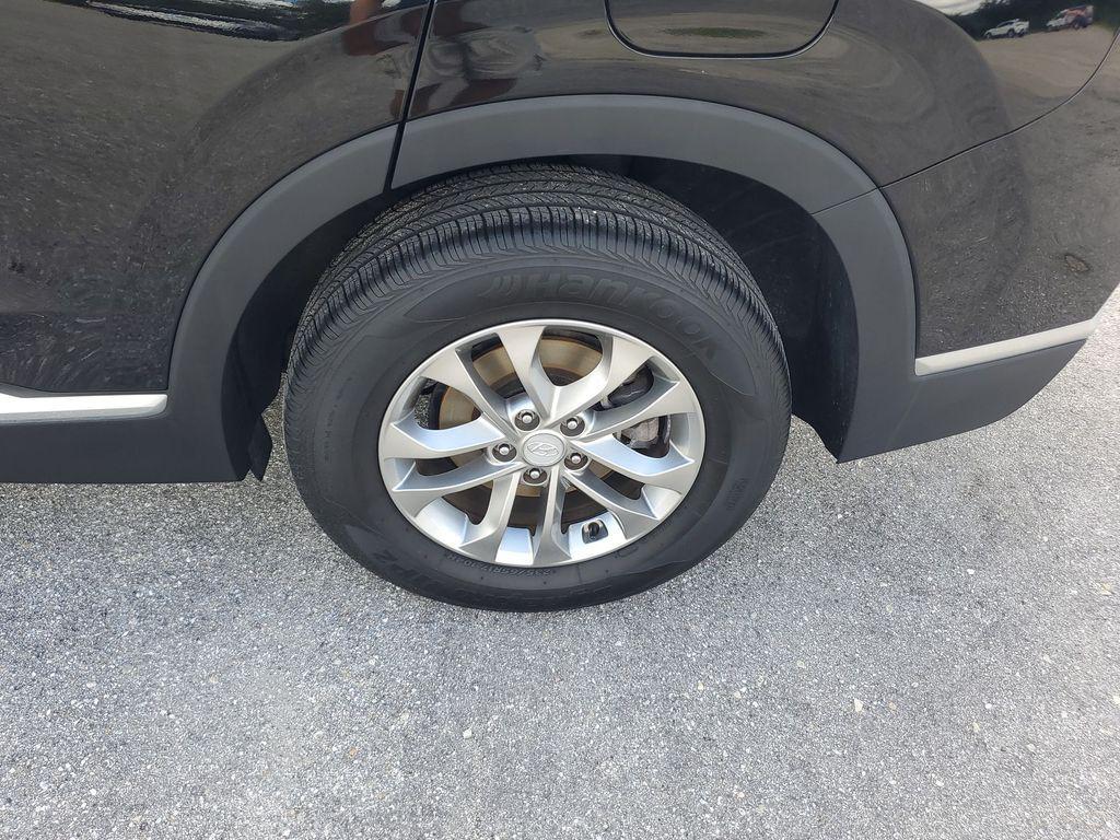 used 2020 Hyundai Santa Fe car, priced at $15,576