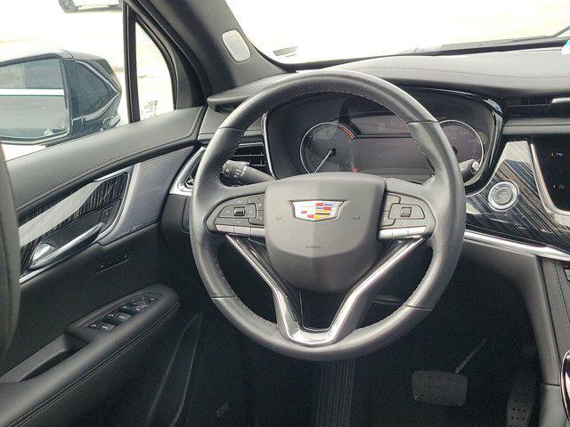 used 2024 Cadillac XT6 car, priced at $48,997