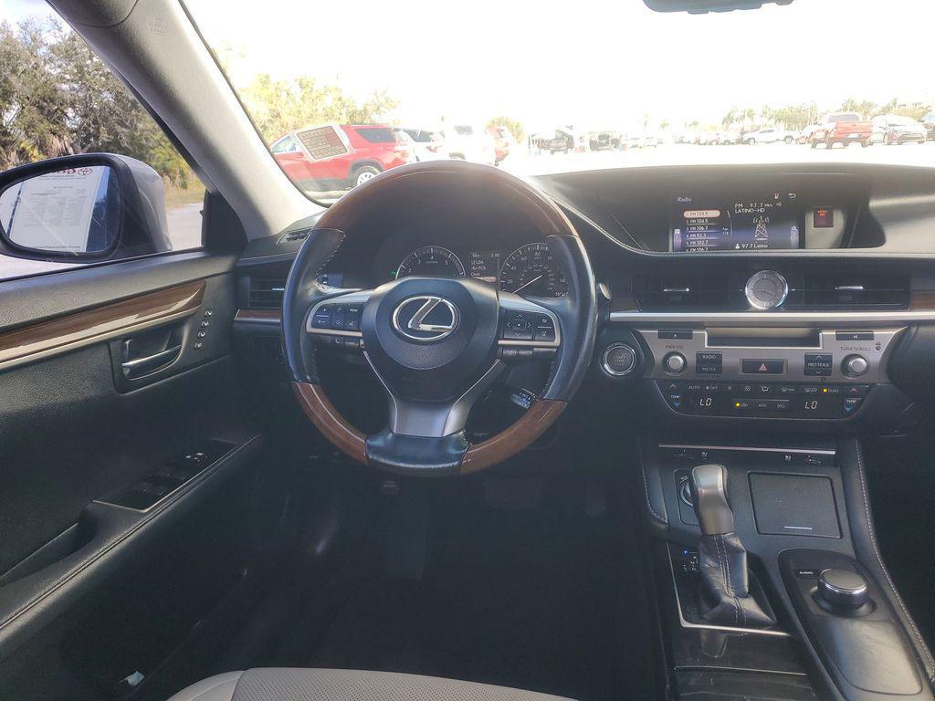 used 2017 Lexus ES 350 car, priced at $20,651