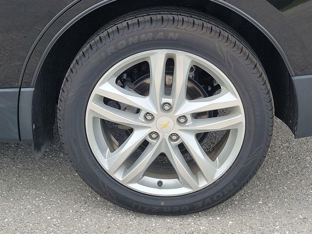 used 2019 Chevrolet Equinox car, priced at $17,436
