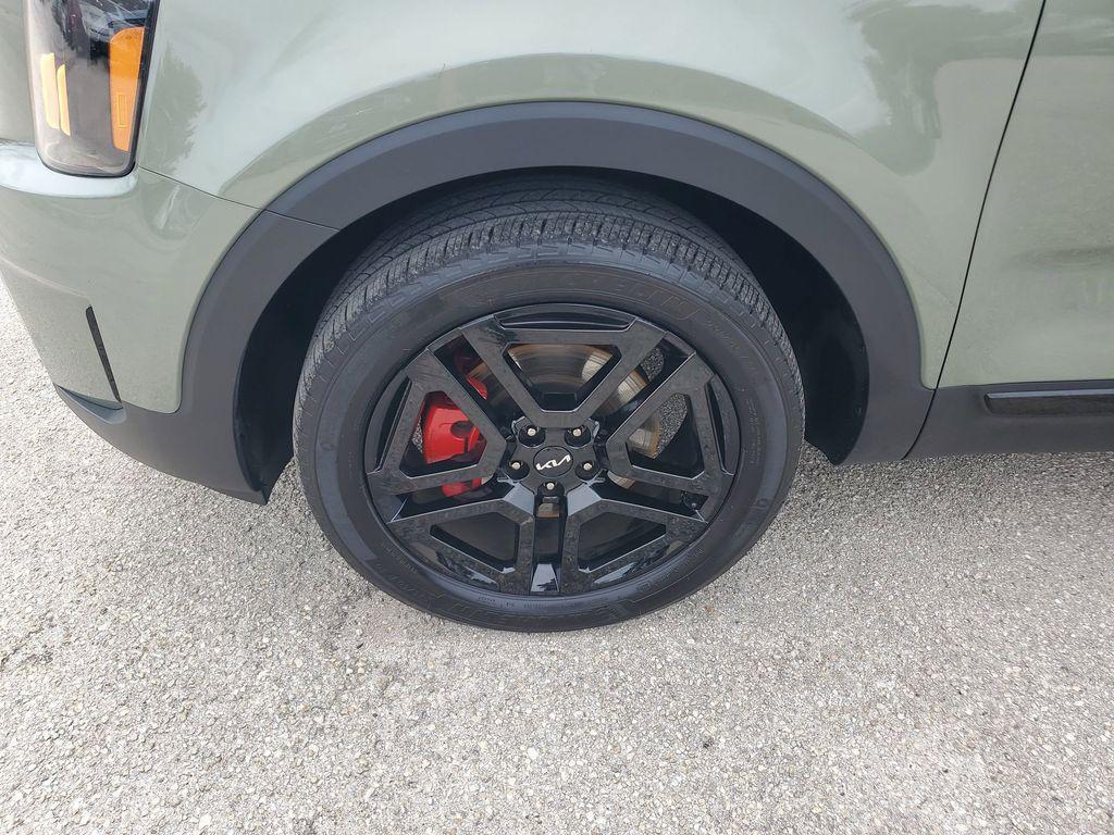 used 2024 Kia Telluride car, priced at $40,156