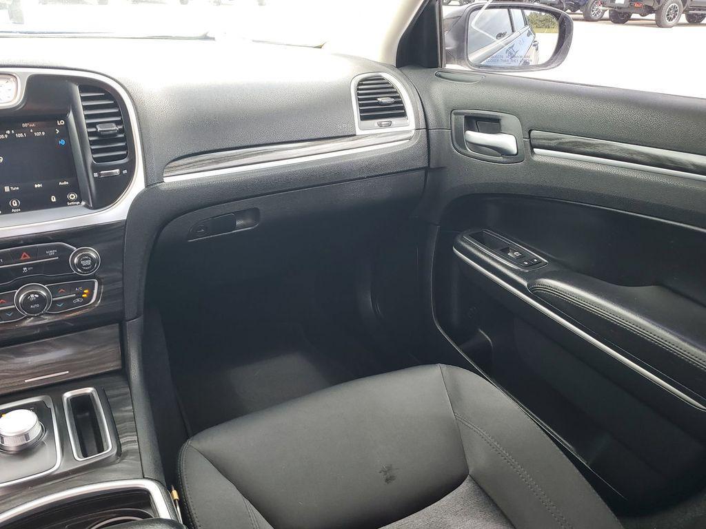 used 2020 Chrysler 300 car, priced at $13,684