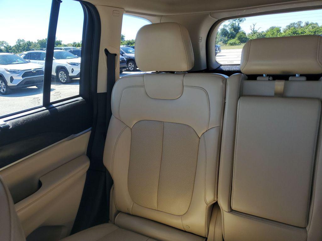 used 2022 Jeep Grand Cherokee car, priced at $19,952