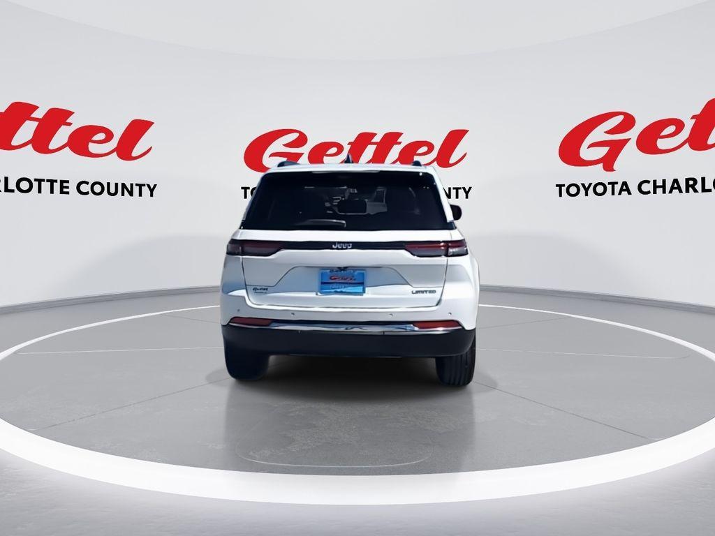 used 2022 Jeep Grand Cherokee car, priced at $19,952