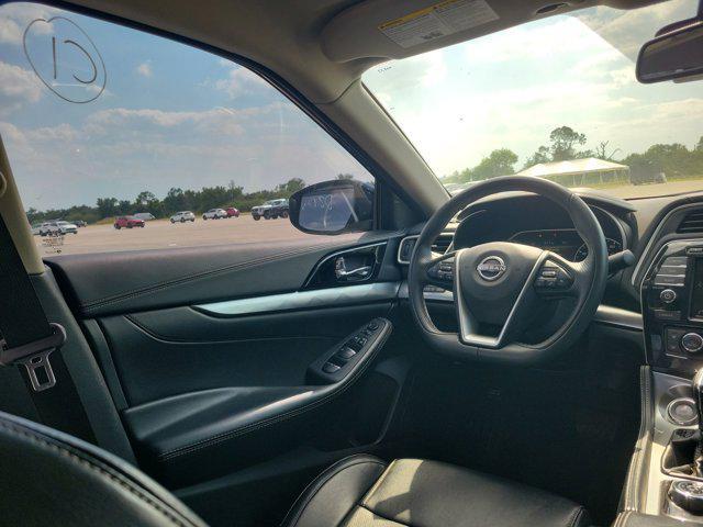 used 2023 Nissan Maxima car, priced at $20,984