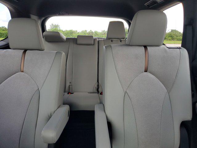 new 2025 Toyota Grand Highlander Hybrid car, priced at $59,535