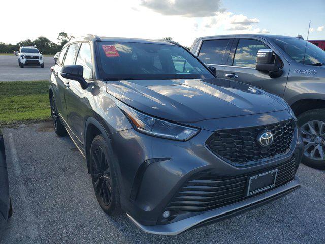 used 2023 Toyota Highlander car, priced at $37,233