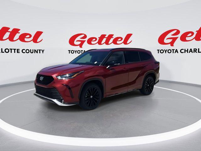 used 2023 Toyota Highlander car, priced at $38,791