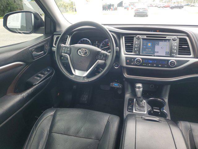 used 2015 Toyota Highlander car, priced at $17,874