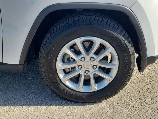 used 2021 Jeep Grand Cherokee car, priced at $17,985
