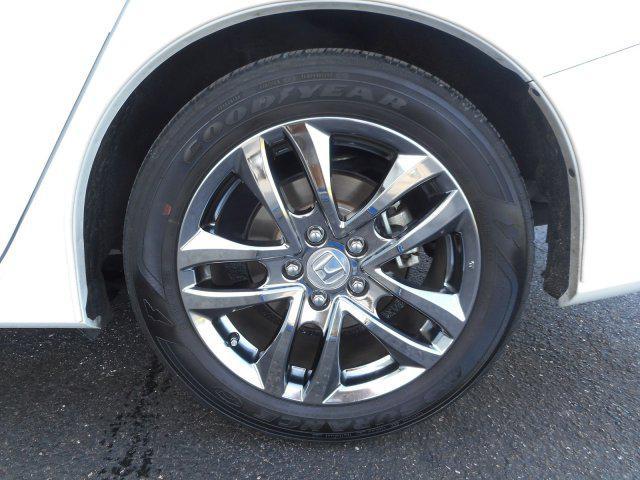 used 2015 Honda Accord car, priced at $13,876