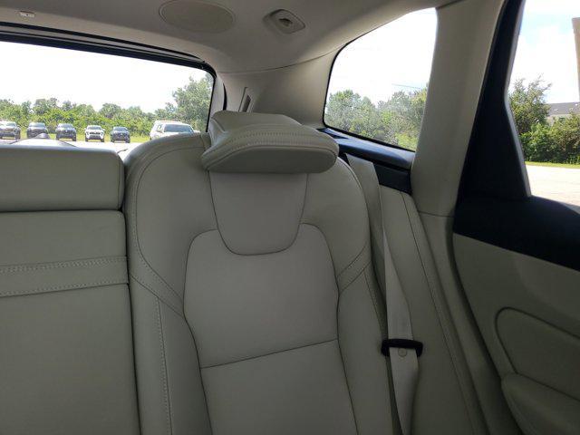 used 2021 Volvo XC60 car, priced at $27,757