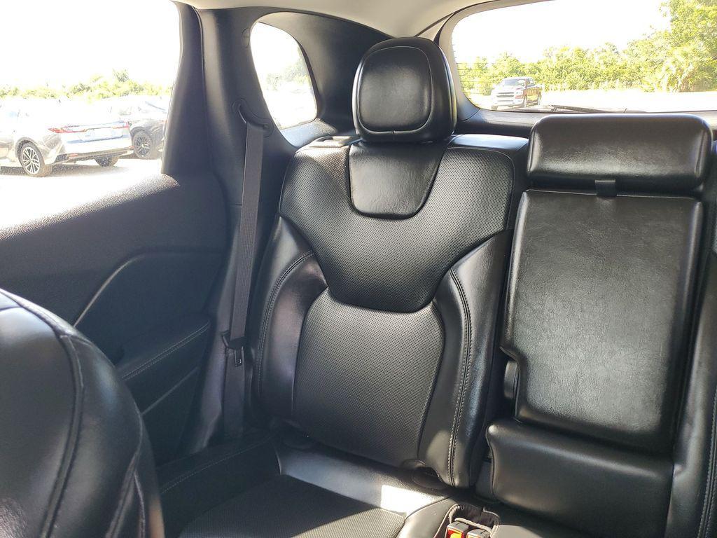 used 2020 Jeep Cherokee car, priced at $16,879