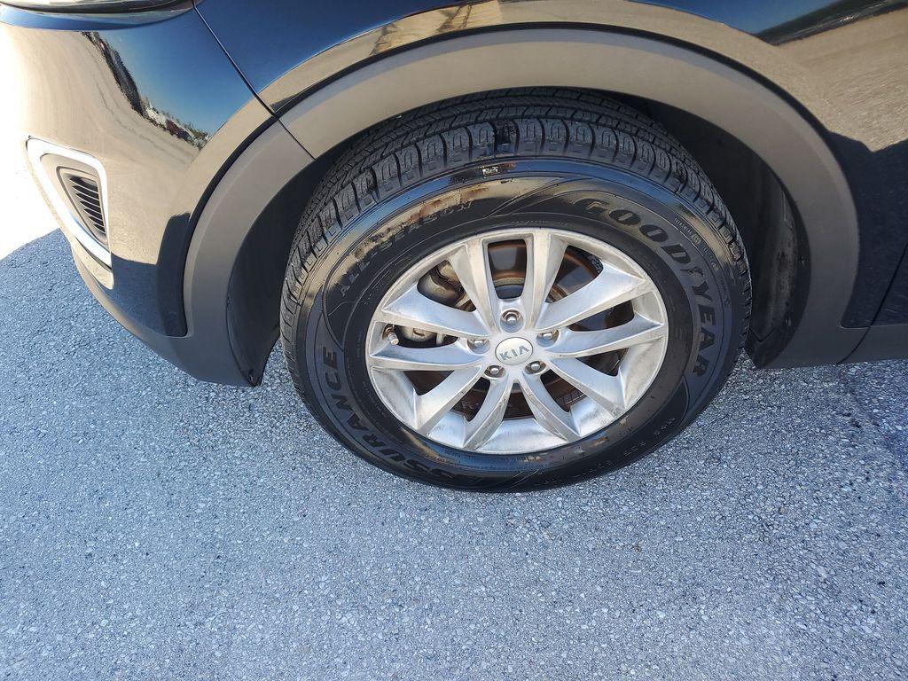 used 2017 Kia Sorento car, priced at $9,774