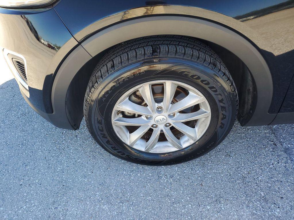 used 2017 Kia Sorento car, priced at $9,774