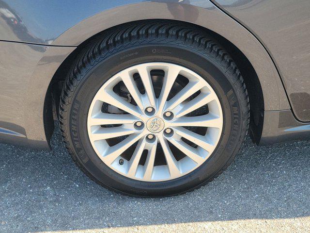 used 2013 Toyota Avalon Hybrid car, priced at $15,427
