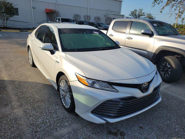 used 2018 Toyota Camry Hybrid car, priced at $20,334