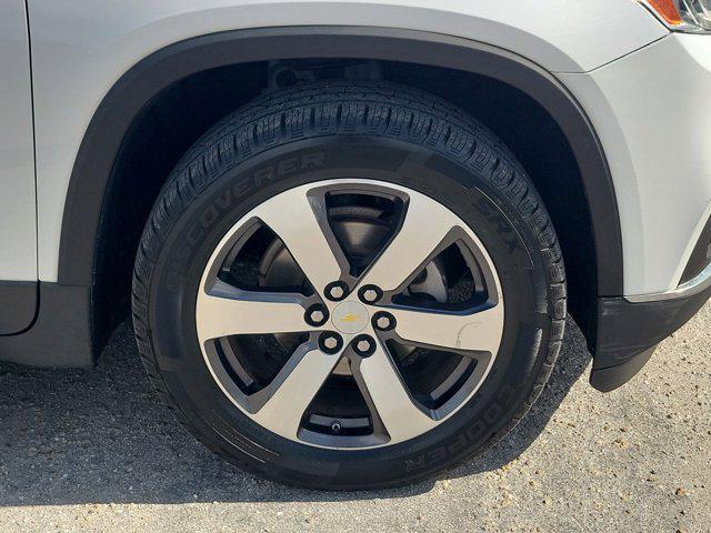 used 2018 Chevrolet Traverse car, priced at $19,263