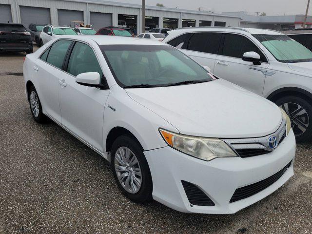 used 2014 Toyota Camry Hybrid car, priced at $11,905